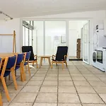 Vakantiehuis With Shared Kitchen In Vederso