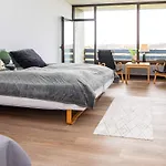 With Shared Kitchen In Vederso