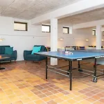 With Shared Kitchen In Vederso