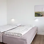 With Shared Kitchen In Vederso