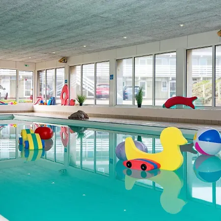 Hébergement de vacances With Shared Kitchen In Vederso Ulfborg