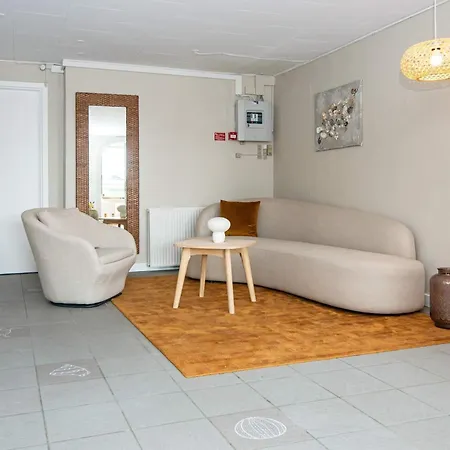 With Shared Kitchen In Vederso