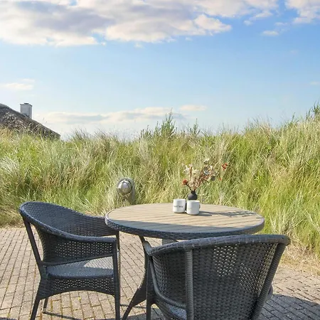 Hébergement de vacances With Shared Kitchen In Vederso Ulfborg