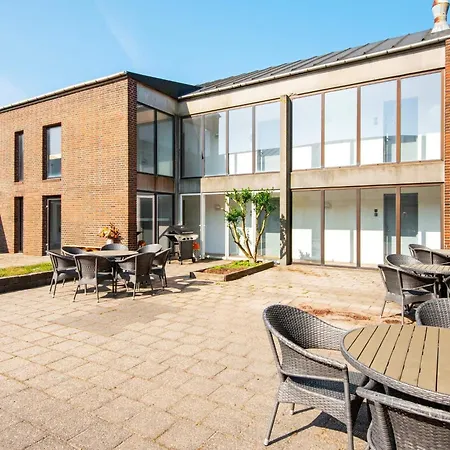 Дом отдыха With Shared Kitchen In Vederso *