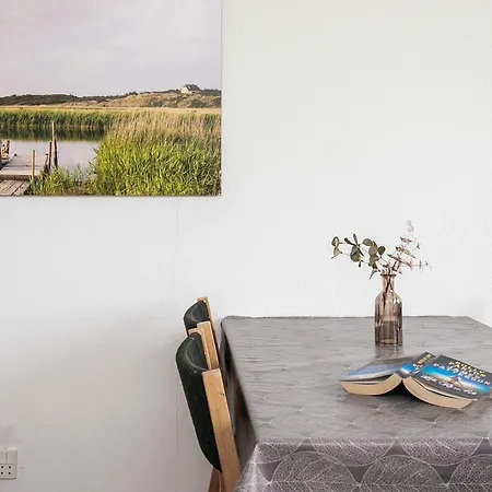 With Shared Kitchen In Vederso *