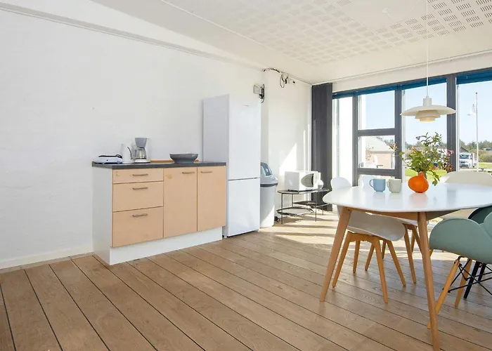 Vakantiehuis With Shared Kitchen In Vederso
