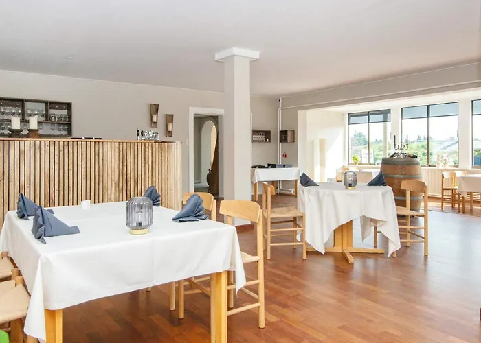 With Shared Kitchen In Vederso Vakantiehuis