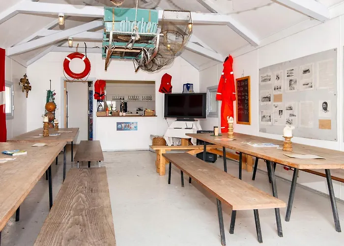 With Shared Kitchen In Vederso Vakantiehuis Ulfborg